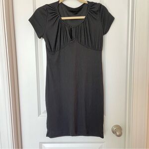 Black short sleeve mini casual dress medium